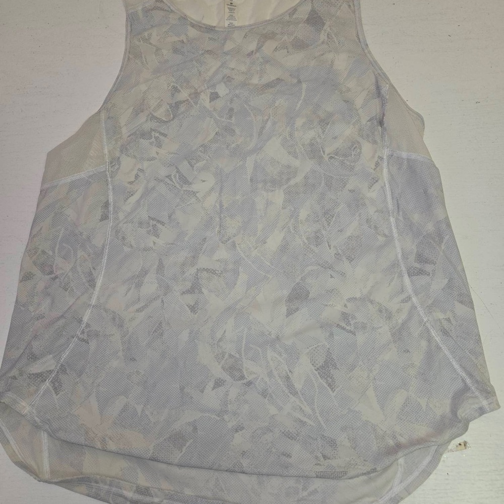Lululemon Jasmine white/gray  sculpt tank